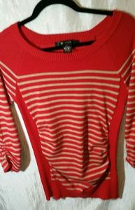 NWOT Red-tan sweater 3/4 sleeves  with gather